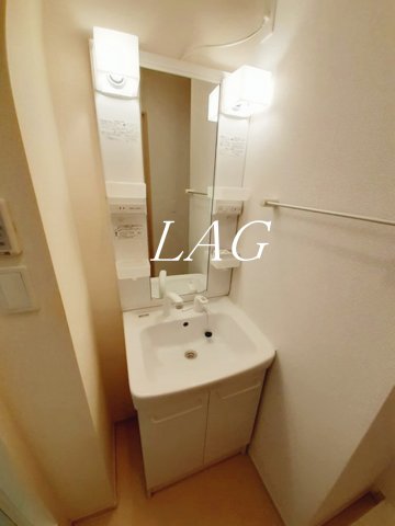 洗面設備　洗面台です。