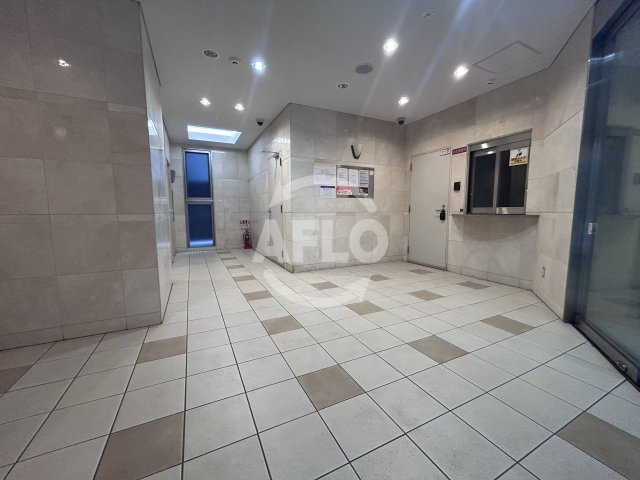 ロビー　グレンパーク新大阪II　ロビー