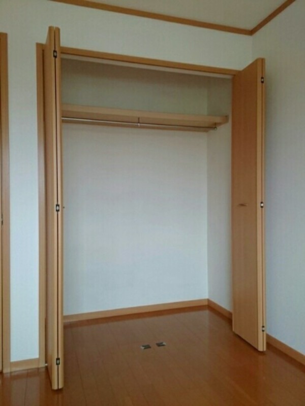 収納　図面と現状に相違がある場合には現状を優先