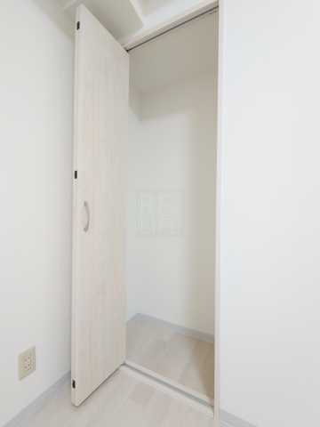 収納　ルネ御苑プラザ