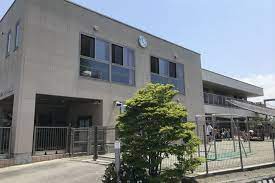 幼稚園・保育園　ヴィヴァン亀甲台保育園（幼稚園・保育園）まで318m