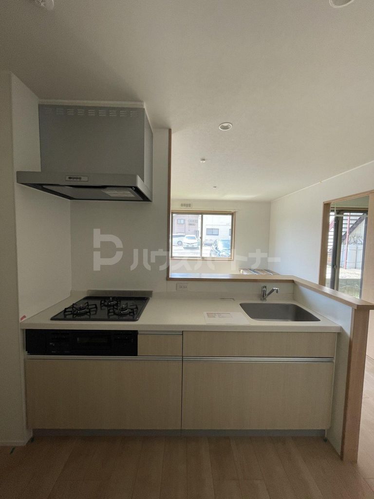 キッチン　エントランス