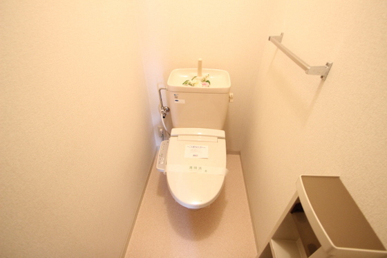 トイレ　※別部屋の写真です