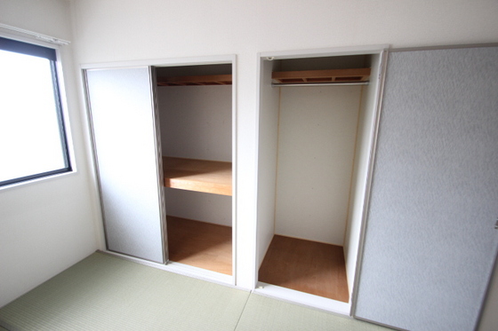収納　※別部屋の写真です