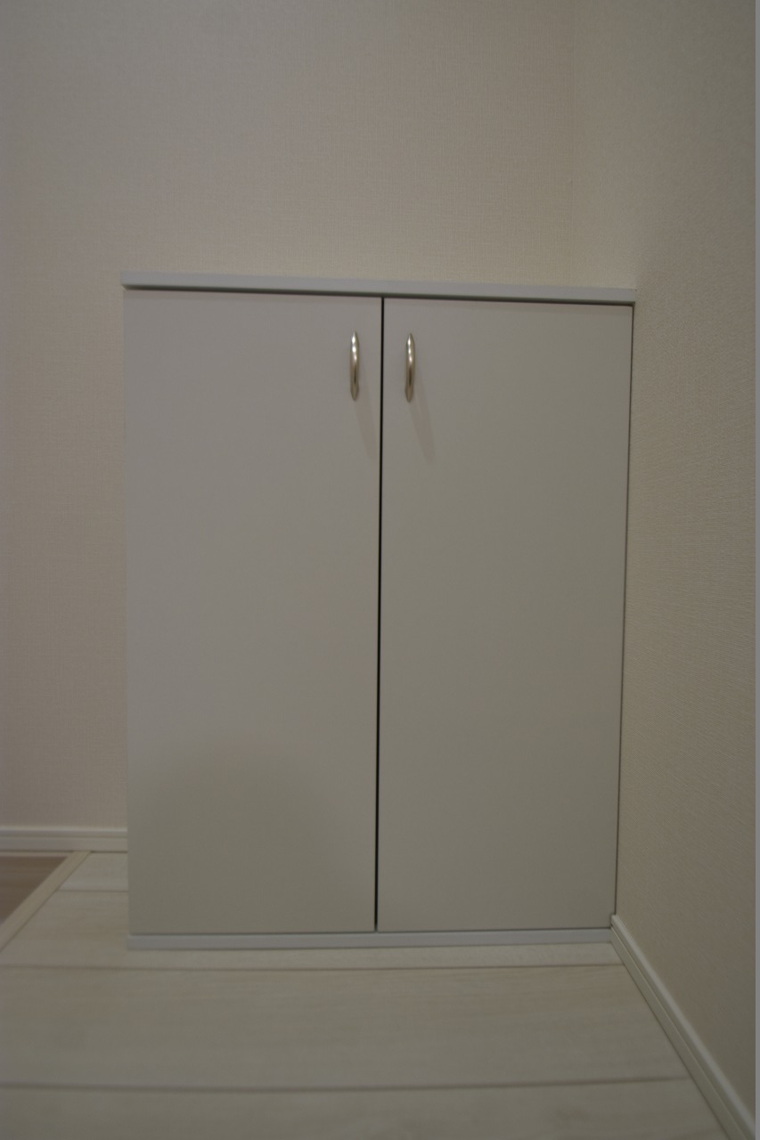 収納　シューズボックス