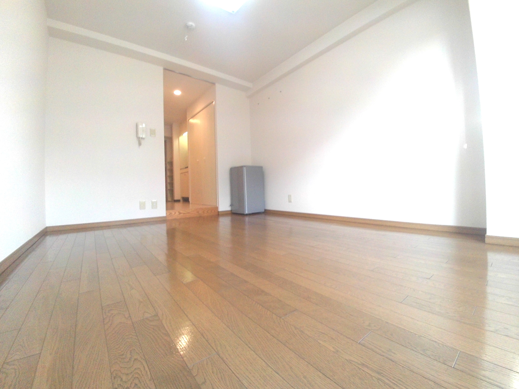 その他部屋・スペース　レイアウトのしやすいフローリングで綺麗な洋室