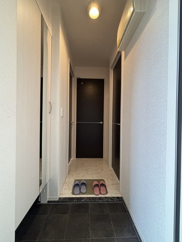 玄関　※掲載情報と物件の現況が異なる場合、現況を優先するものとしま