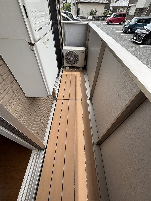 バルコニー　※掲載情報と物件の現況が異なる場合、現況を優先するものとしま