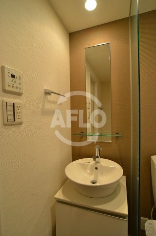 洗面設備　サムティ土佐堀Ribera　独立洗面台