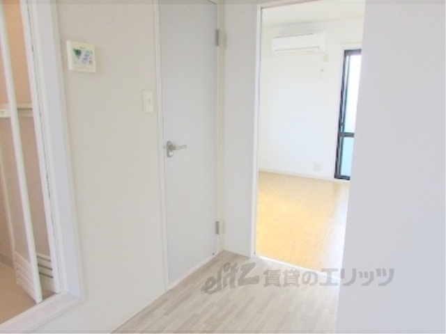 その他部屋・スペース　廊下にはコンセントが多くあります