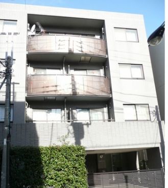 建物外観　外観は落ち着いています