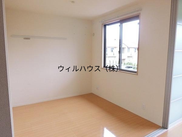 その他部屋・スペース　明るい洋室！