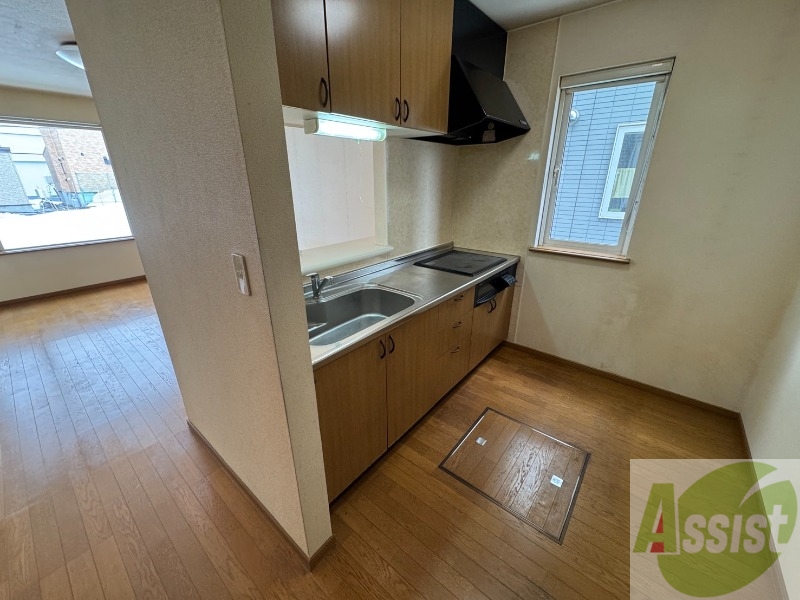 キッチン　キッチンはスペースも広々していて使いやすそうですよ！