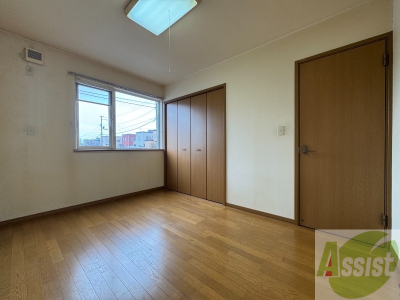 その他部屋・スペース　寝室です。部屋をどう使うかはあなた次第です！