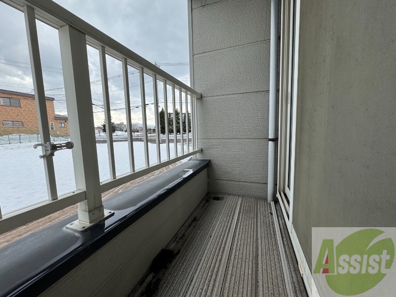 バルコニー　バルコニーが付いていますので一息ついてみてはいかがですか。