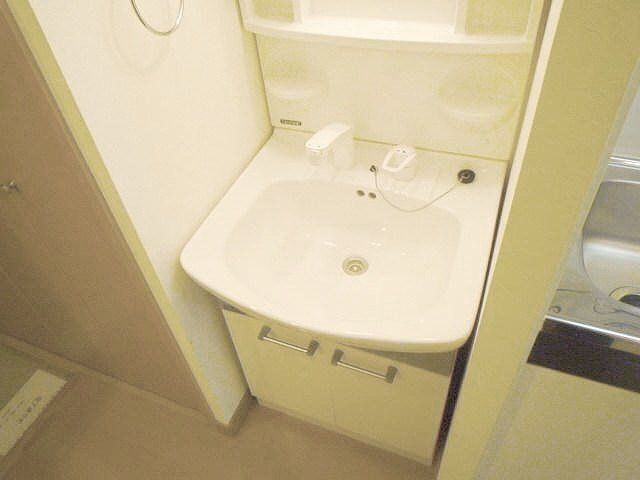 洗面設備　お部屋探しは株式会社　タウンハウジング　までお気軽にお問合…