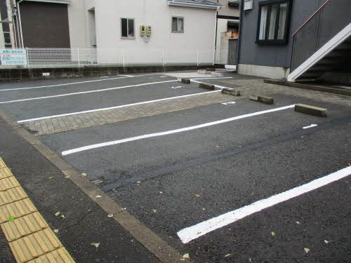 駐車場　駐車場