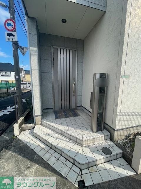 エントランス　バルコニー