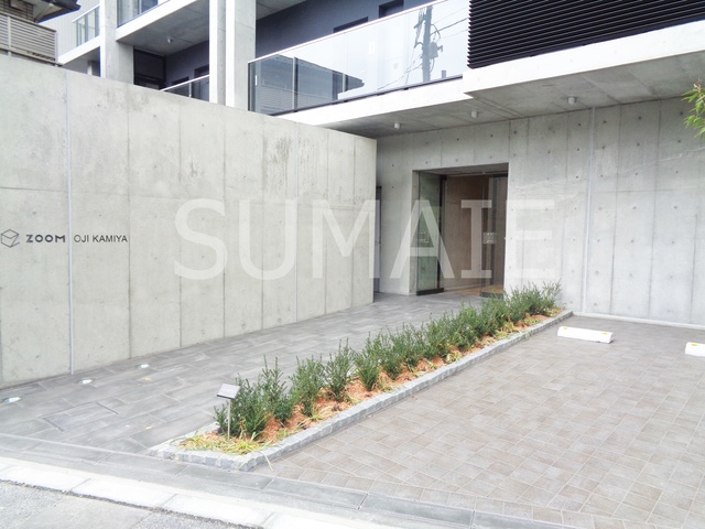 エントランス　マンション入り口です！