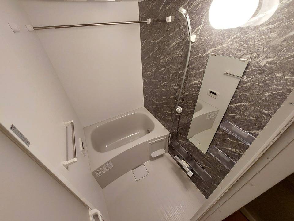 バス・シャワールーム　浴室