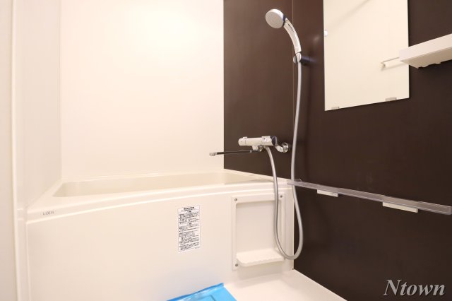 バス・シャワールーム　お風呂で日々の疲れを落としましょう