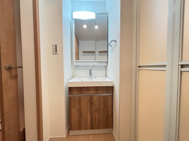 洗面設備　同型仕様