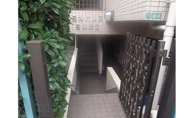 エントランス　★外観★