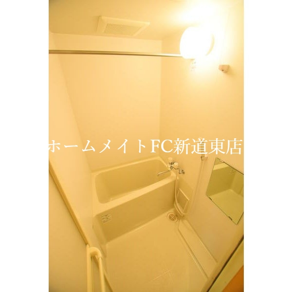 バス・シャワールーム　バス