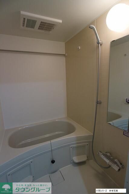 バス・シャワールーム　※同シリーズ 参考写真