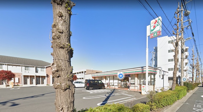 コンビニ　セブンイレブン福生熊川店（コンビニ）まで423m