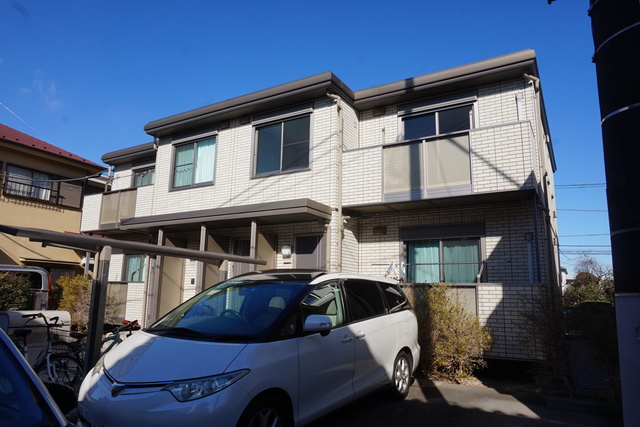 建物外観　西武新宿線　上石神井駅より徒歩９分です♪