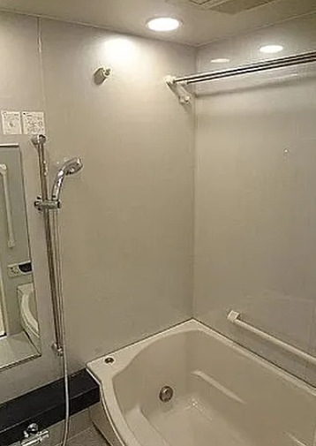 バス・シャワールーム　※別部屋の参考写真です。