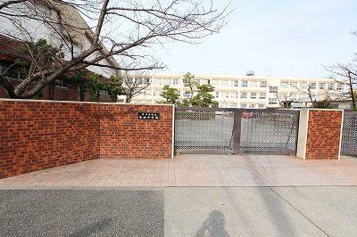 中学校　名古屋市立富田中学校（中学校）まで440m