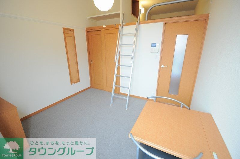 居室・リビング　同タイプの間取り撮影につき実際の物件とは異なる場合があります