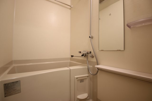 バス・シャワールーム　※別号室の参考写真のため、現状優先となります。