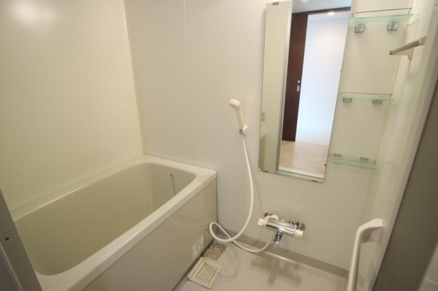 バス・シャワールーム　同一タイプです。