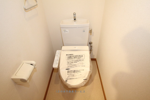 トイレ　落ち着いたトイレです コンフォール柿の木205号室　2022
