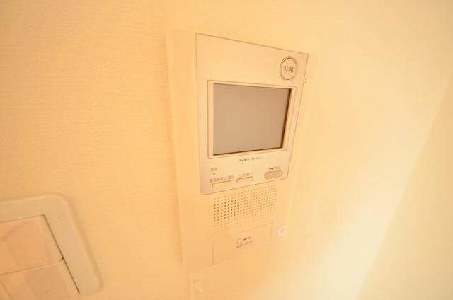 セキュリティ　♪モニターで突然の来訪者を事前にチェック！♪