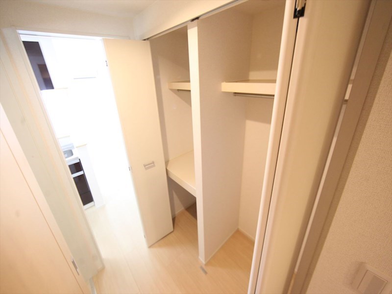 収納　クローゼット（収納充実してます）