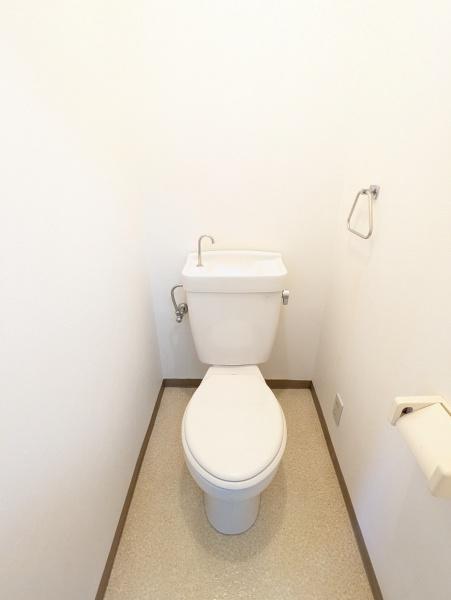 トイレ　ペーパーホルダー＆タオルハンガー付