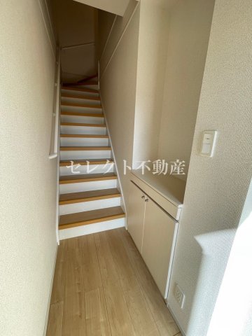 玄関　【 ＮＭＯＮ・IIIＬ】ゆったりとした玄関です