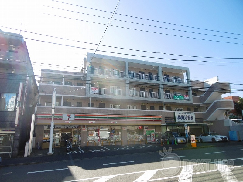 コンビニ　セブンイレブン（コンビニ）まで1817m