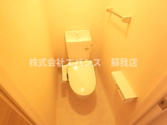 トイレ　落ち着いたトイレです
