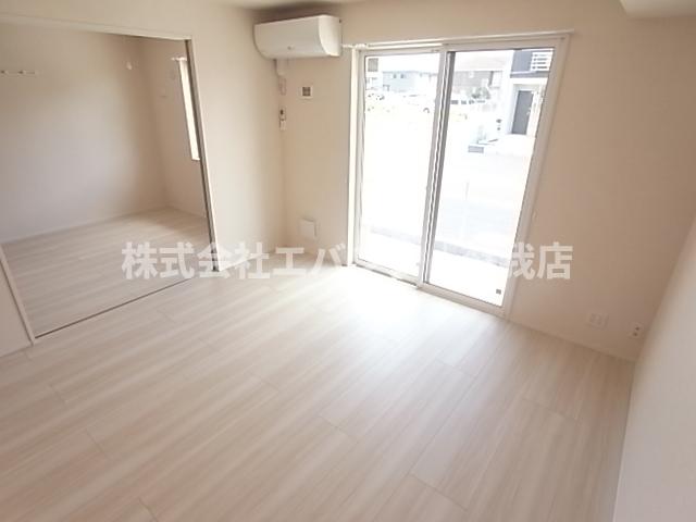 居室・リビング　ゆったりとした居間です