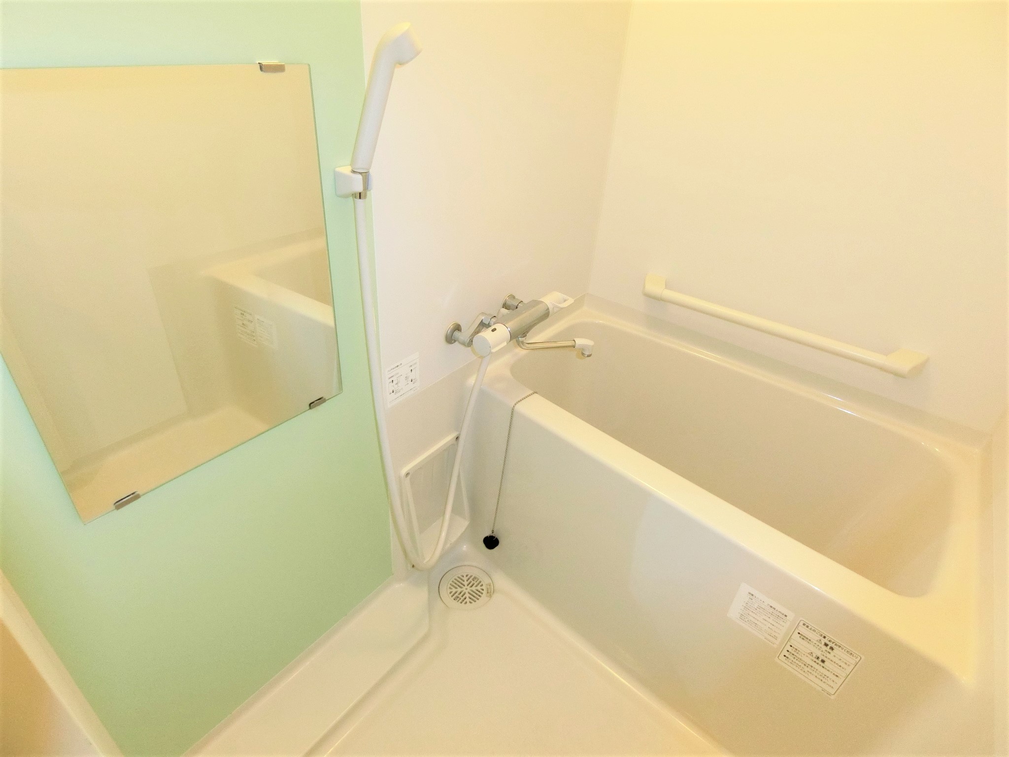 バス・シャワールーム　雨でも安心な浴室乾燥機を完備です☆