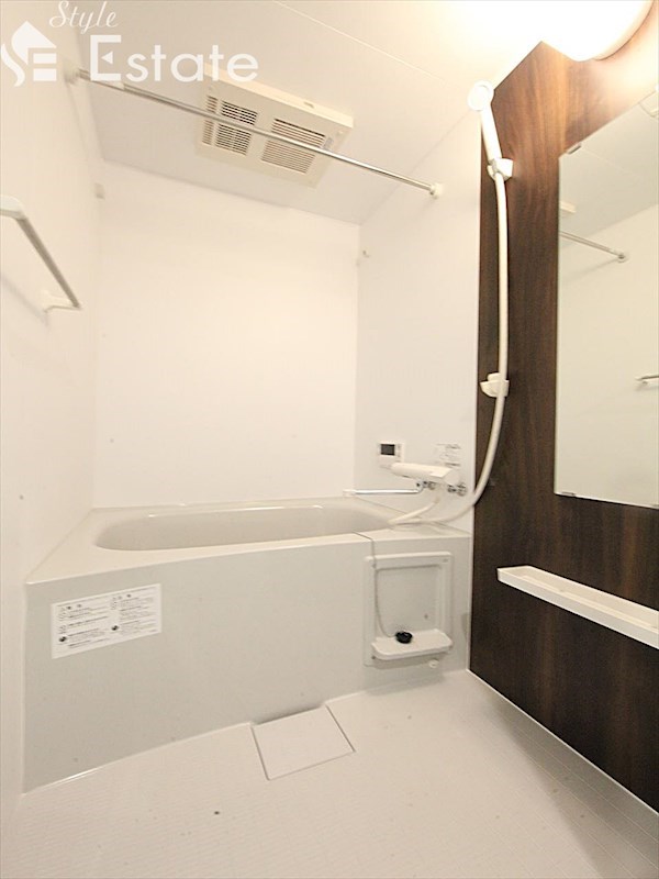 バス・シャワールーム　バスルーム