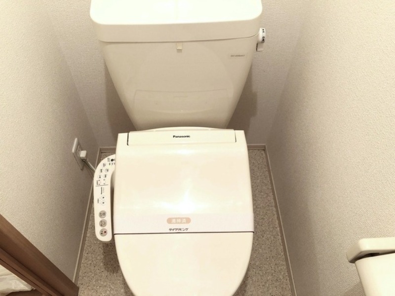 トイレ　図面と現状に相違がある場合には現状を優先