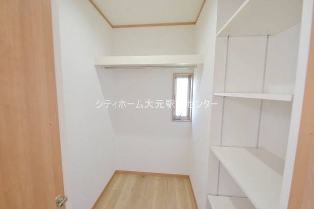 収納　ウォークインクローゼット付き！！