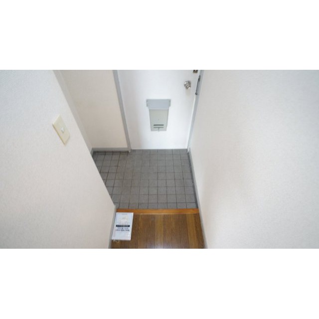 玄関　同仕様タイプ