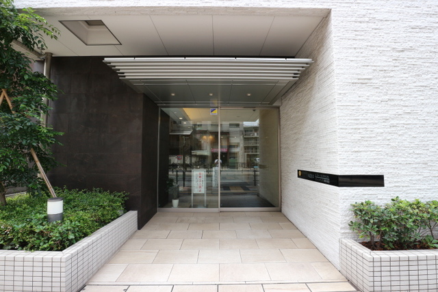 エントランス　エントランス